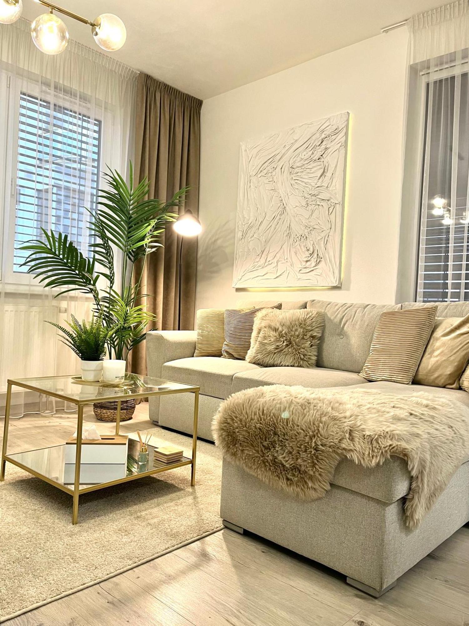 The Elite Suite II Downtown Ac & Garage Parking Bratislava Extérieur photo