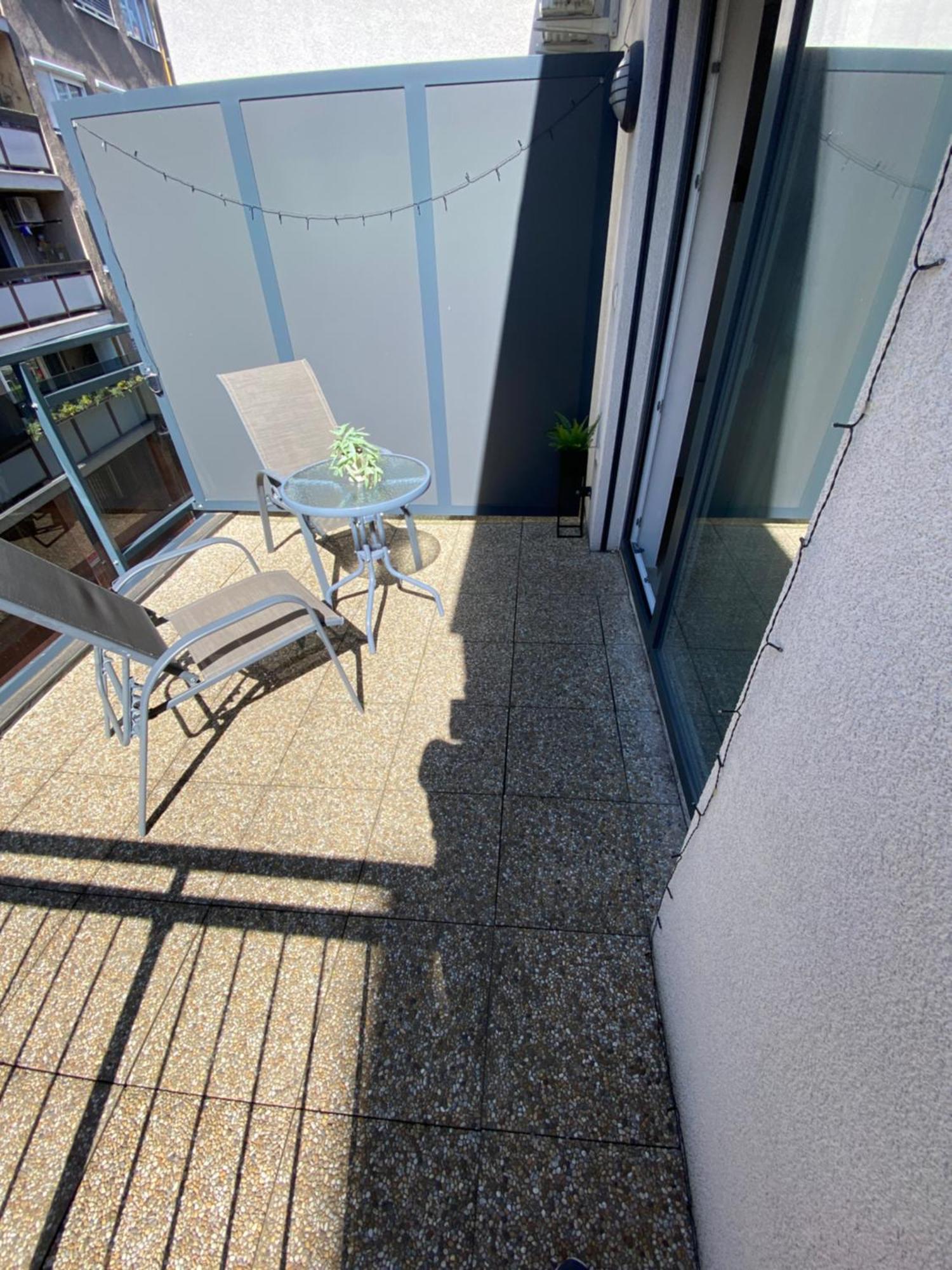 The Elite Suite II Downtown Ac & Garage Parking Bratislava Extérieur photo